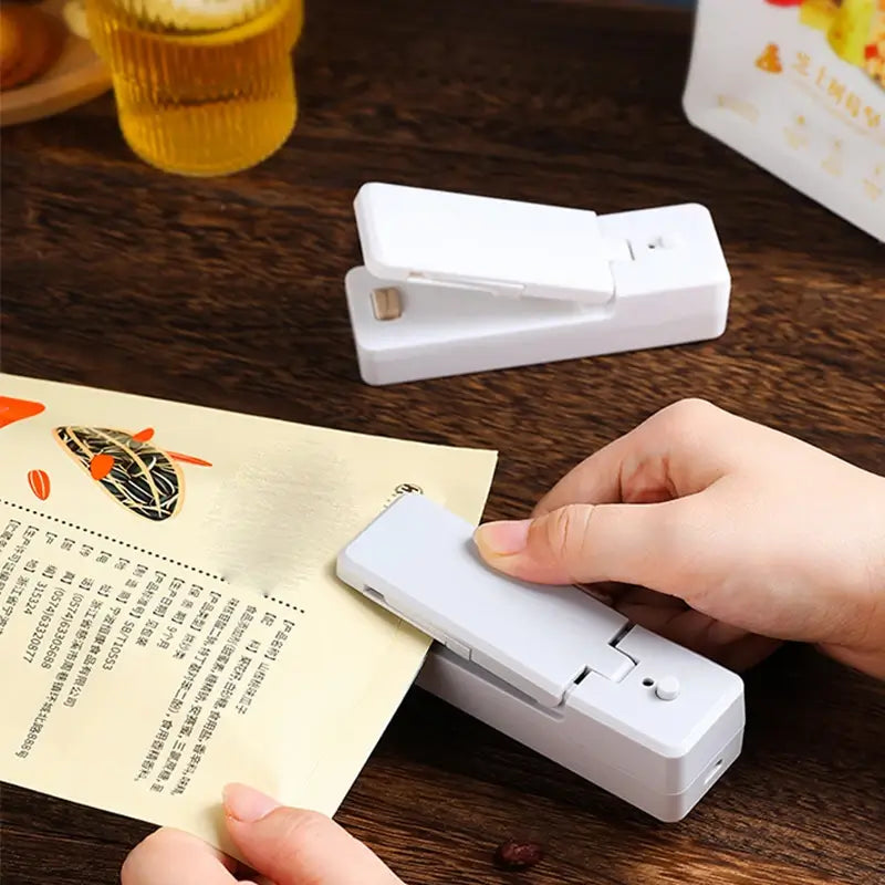 Mini Seladora Portátil - Seladora de Embalagem - Saco Plástico - Lanches